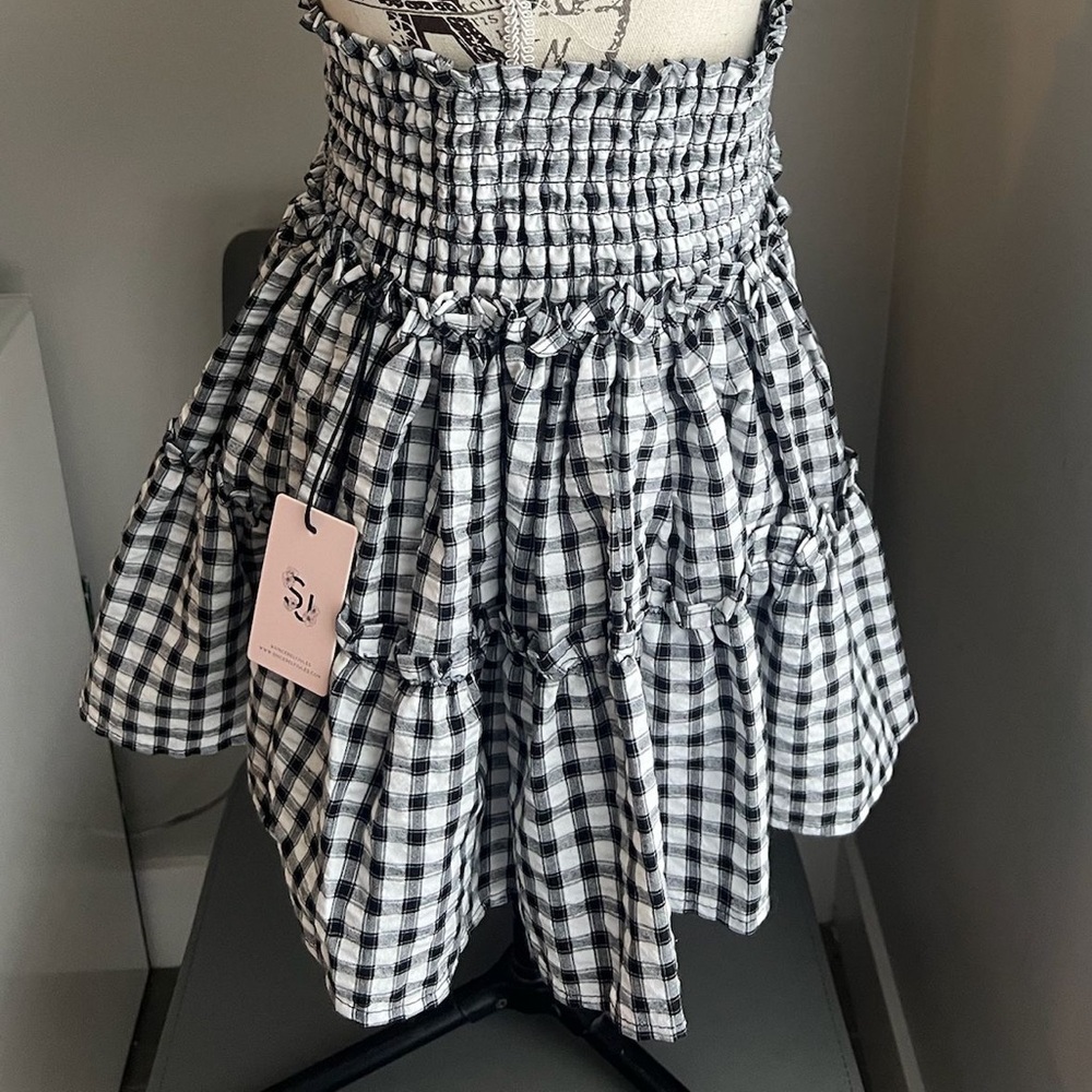 Sincerely Jules Smocked Skirt Black and White Gingham Tier Women’s Size Large